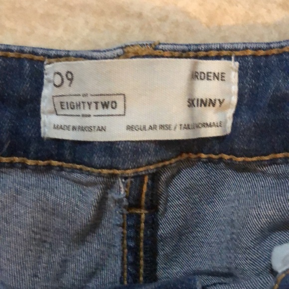 Regular Rise Skinny Jeans - Picture 2 of 3